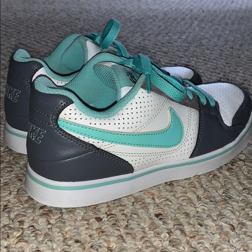 NIKE sneakers